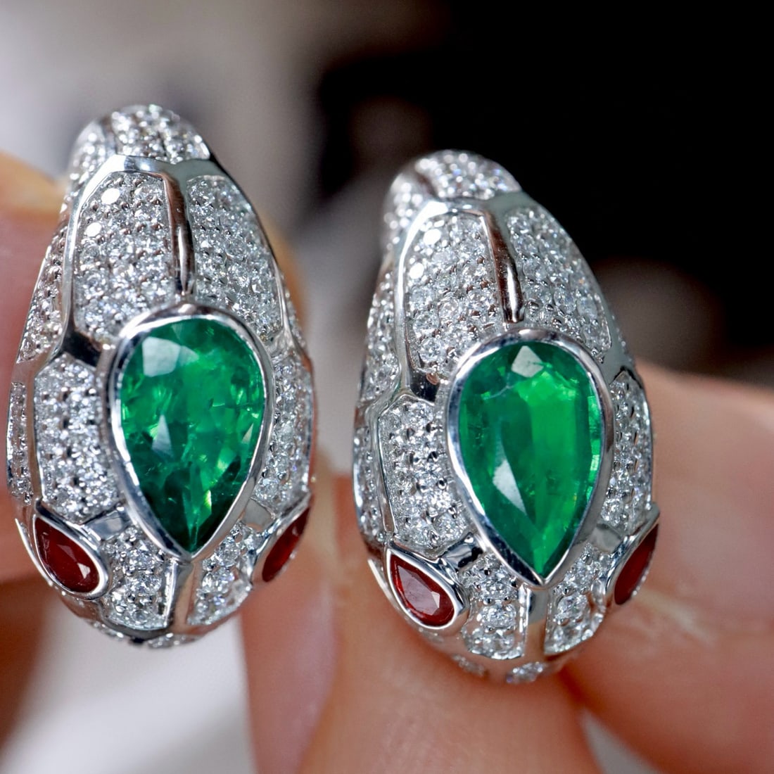 14k Gold 1.74 Ctw Vivid Green Natural Emerald & Diamond Earrings - 2