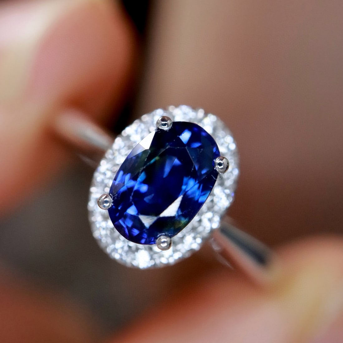 14k Gold 0.94 Ctw Natural Sapphire & Diamond Ring: Ref:230956078 // gold content:14k gold // ring size:7. 25us // // main gemstone:sapphire // shape:oval // carat weight:0. 86ct // color:royal blue // treatment:natural // // adjacent gemstone 2 : diam