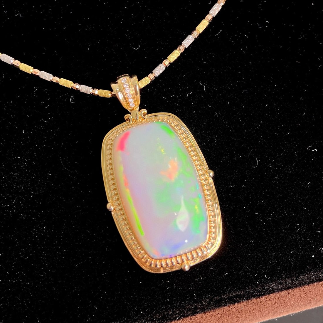 14k Gold 36.73 Ctw Natural Opal & Diamond Pendant( Without Chain ) - 2
