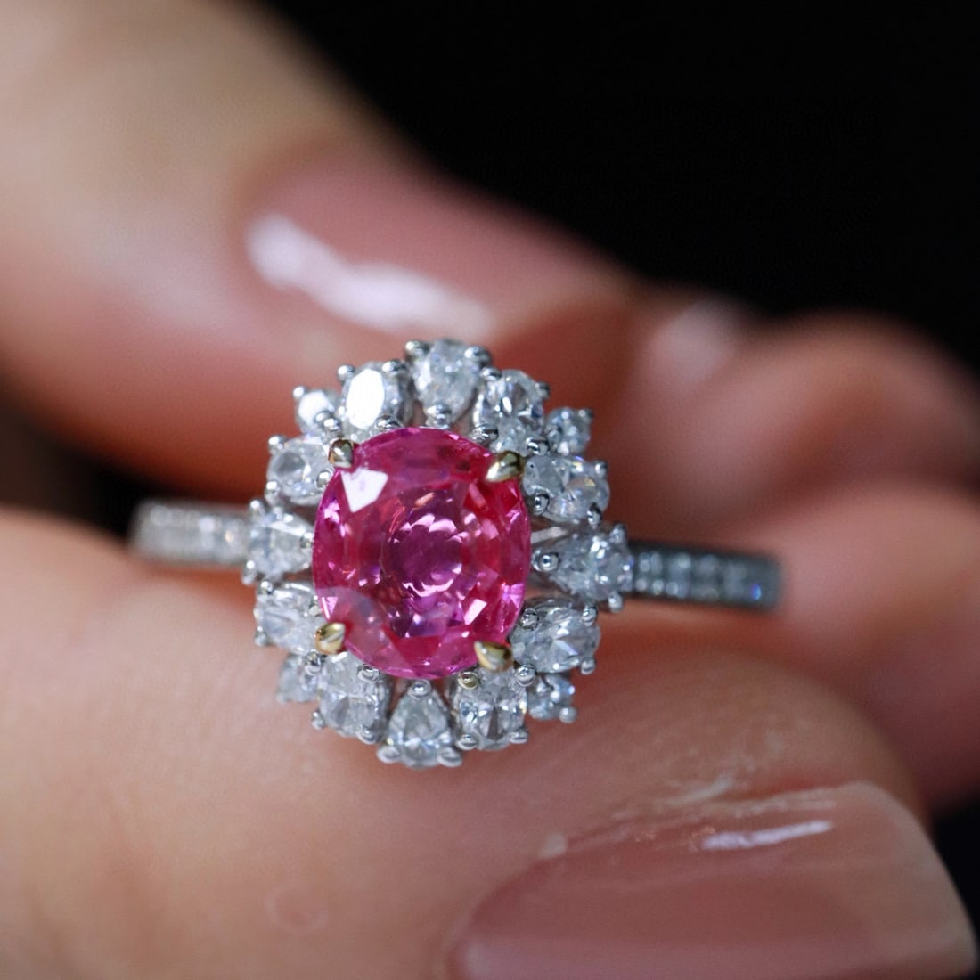 14k Gold 1.58 Ctw Natural Sapphire & Diamond Ring: Ref:230956087 // gold content:14k gold // ring size:7. 25us // // main gemstone:sapphire // shape:oval // carat weight:1. 11ct // color:pink // treatment:natural // // adjacent gemstone 2 : diamond //