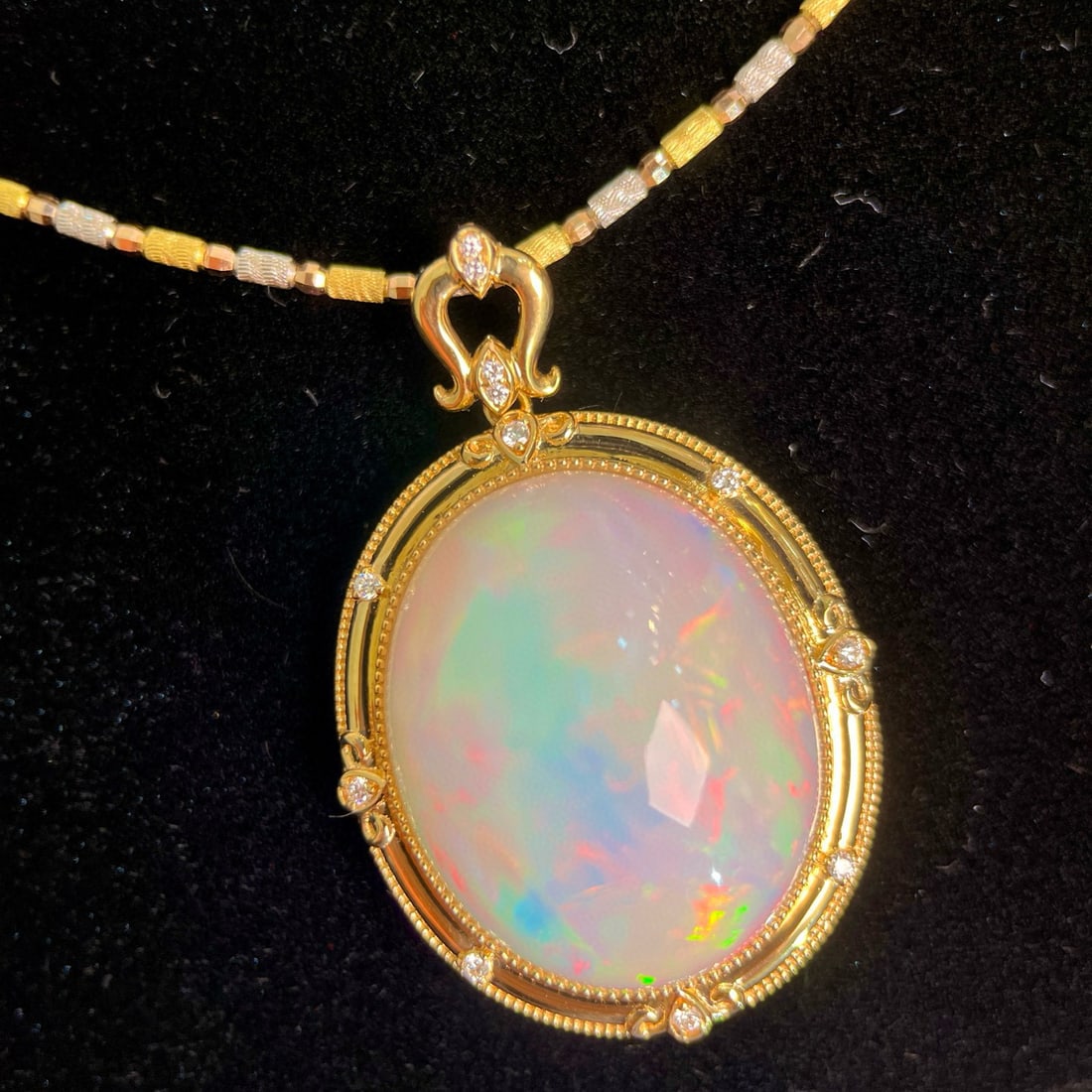 14k Gold 25.9 Ctw Natural Opal & Diamond Pendant( Without Chain ) - 3