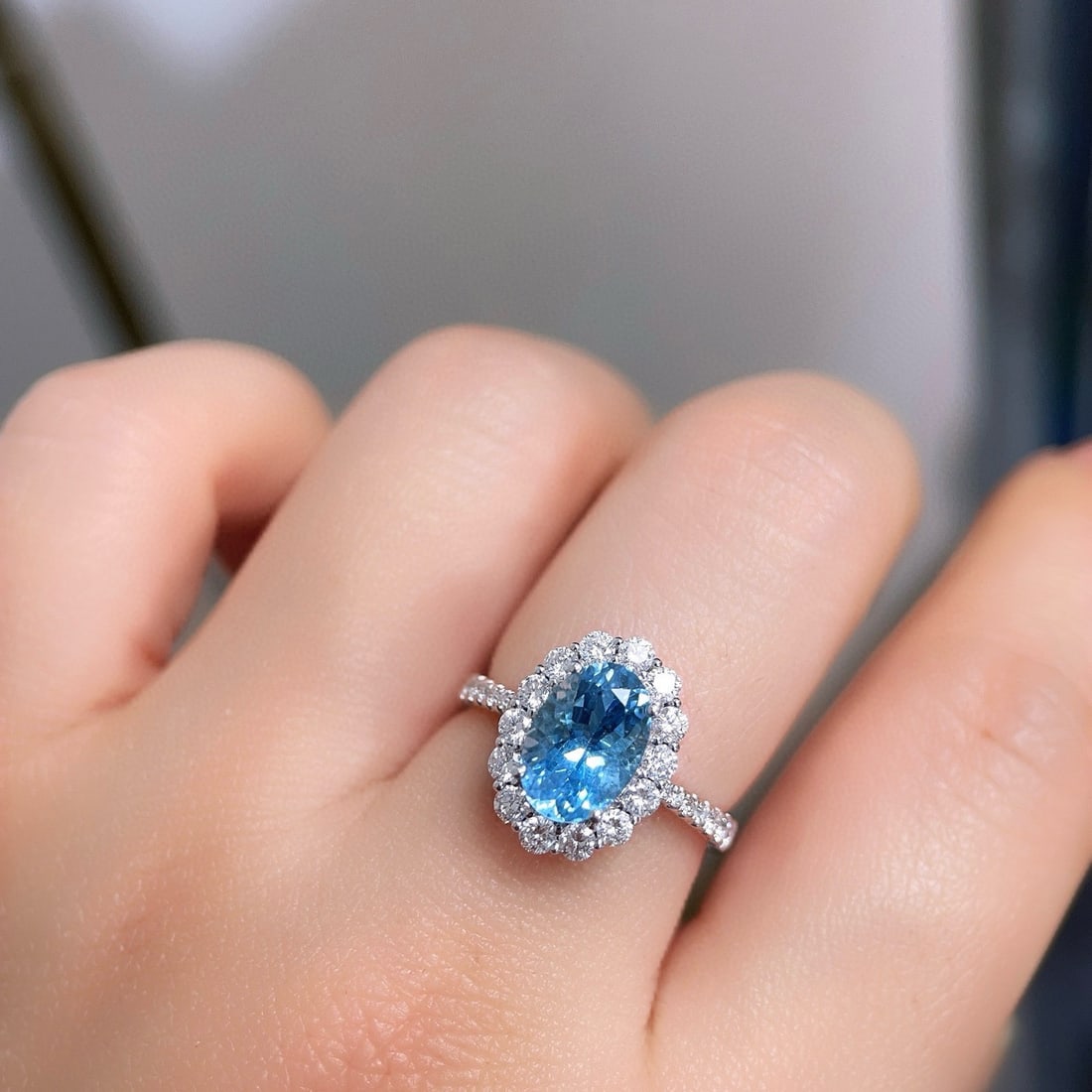 14k Gold 2.75 Ctw Natural Aquamarine & Diamond Ring - 5