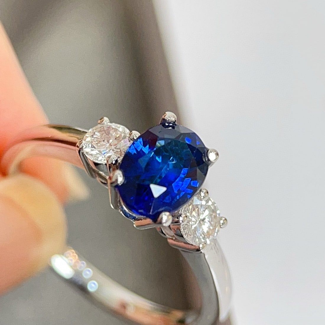 14k Gold 1.72 Ctw Natural Sapphire & Diamond Ring - 4