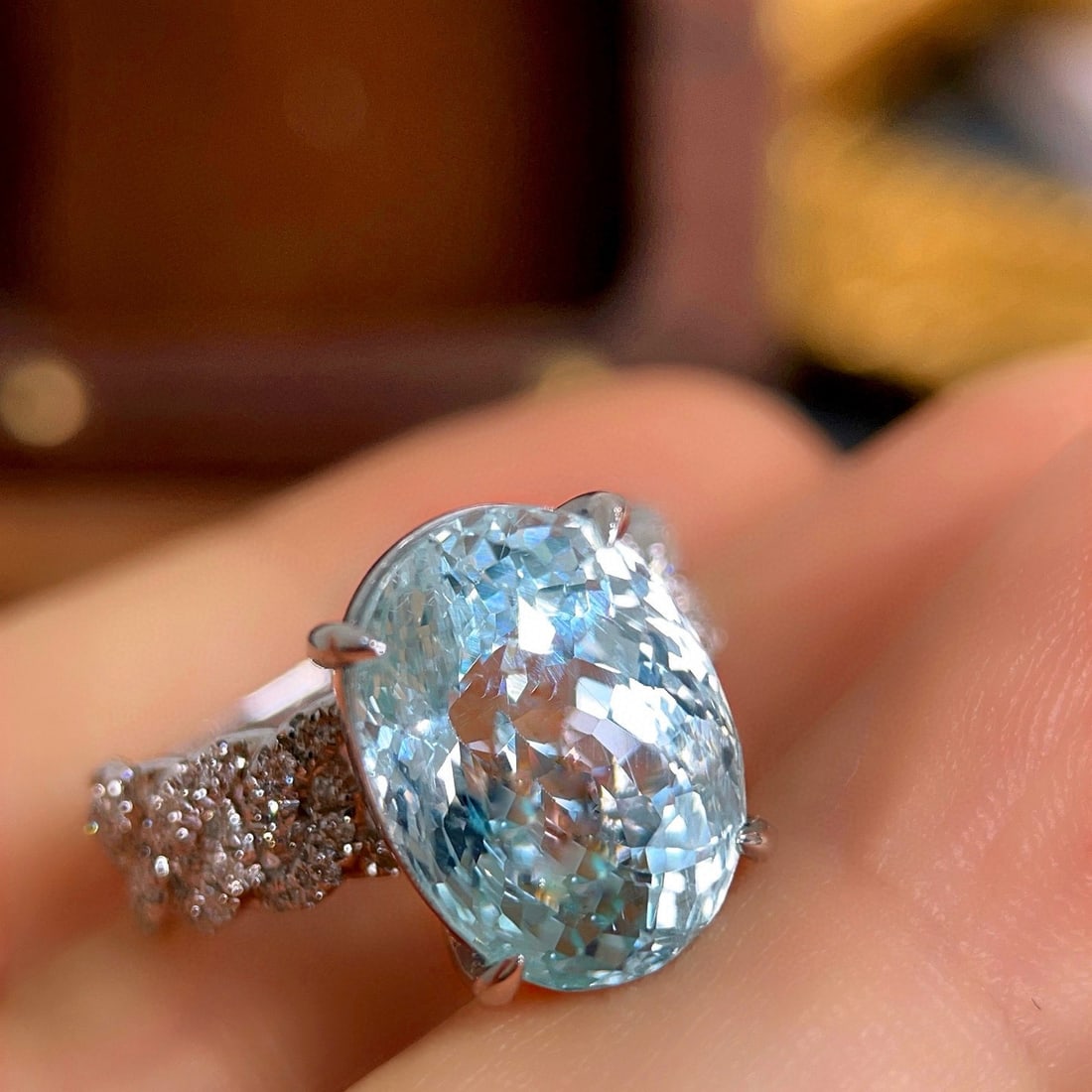 14k Gold 7.73 Ctw Natural Aquamarine & Diamond Ring - 4