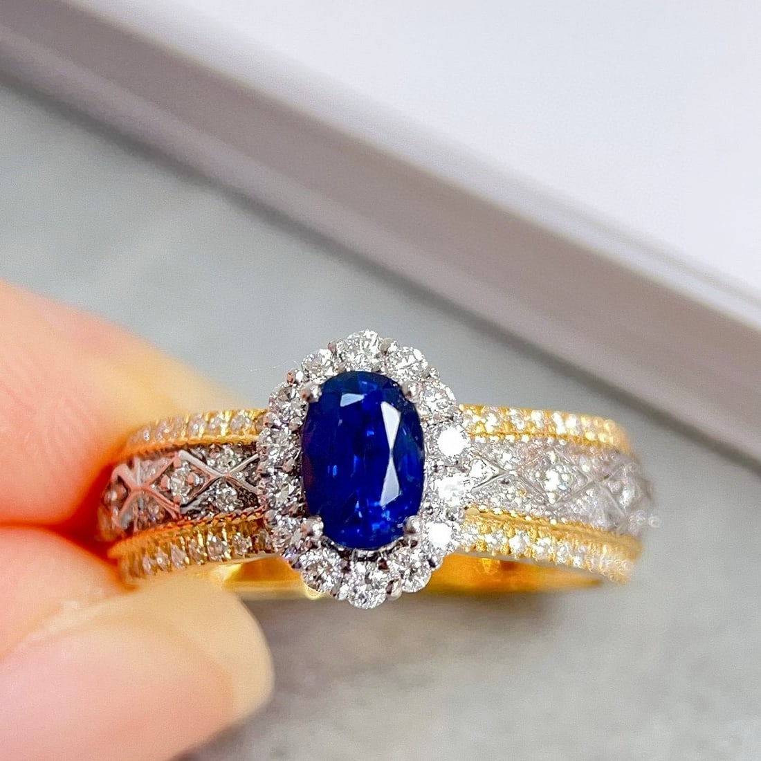 14k Gold 1.24 Ctw Natural Sapphire & Diamond Ring: Ref:230956108 // gold content:14k gold // ring size:7. 25us // // main gemstone:sapphire // shape:oval // carat weight:0. 82ct // color:royal blue // treatment:natural // // adjacent gemstone 2 :