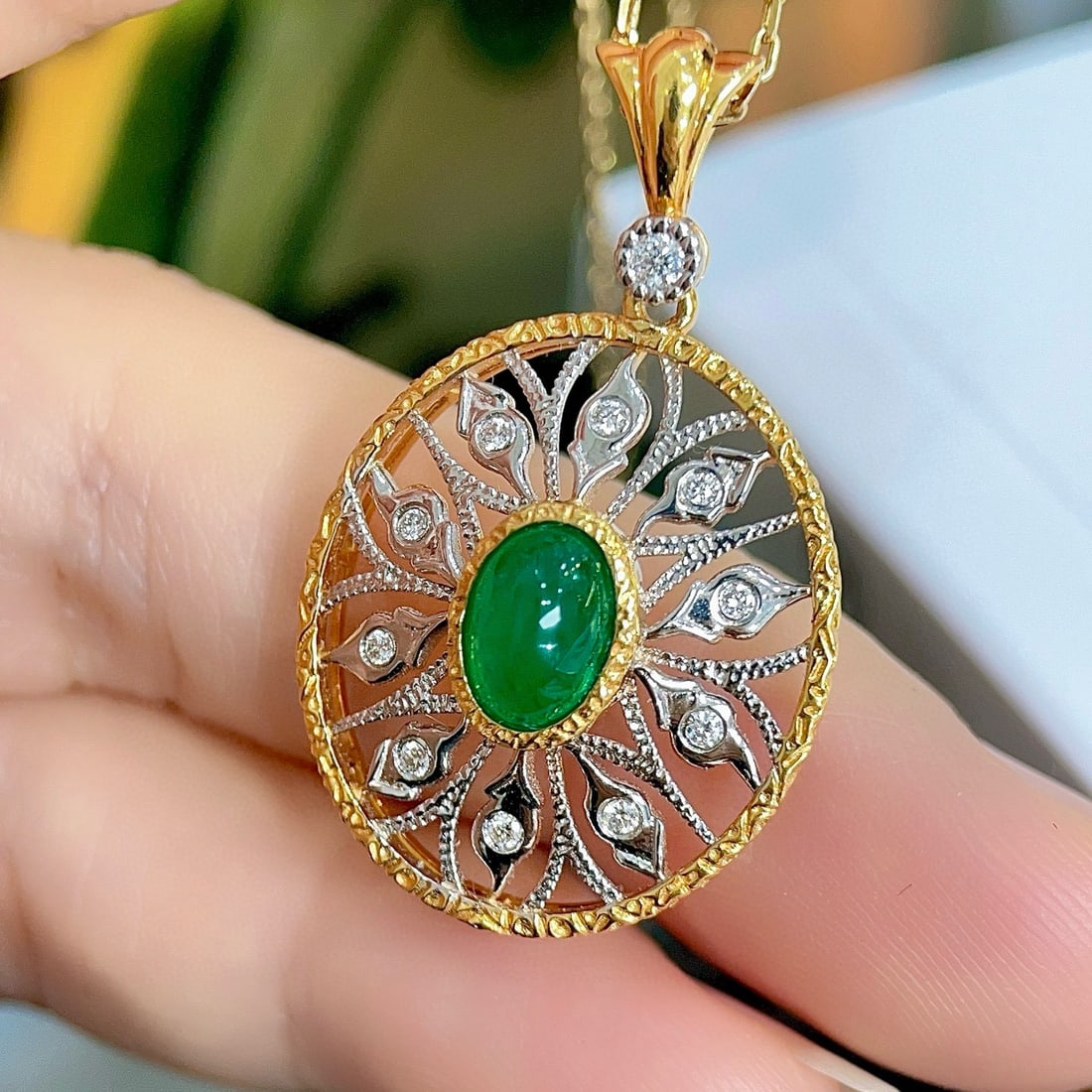 14k Gold 1.24 Ctw Vivid Green Natural Emerald & Diamond Pendant( Without Chain ) - 2