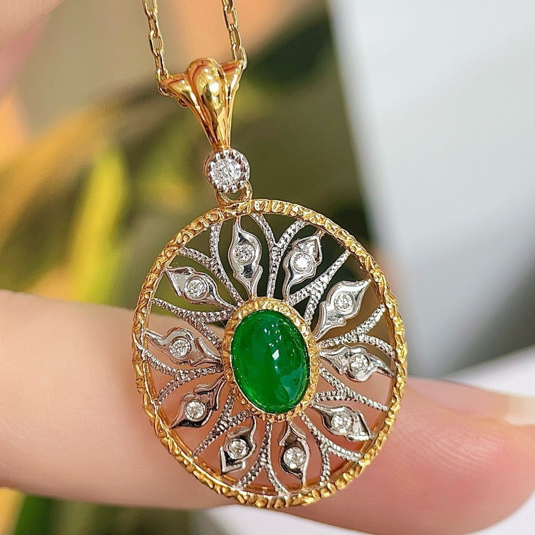14k Gold 1.24 Ctw Vivid Green Natural Emerald & Diamond Pendant( Without Chain ) - 3