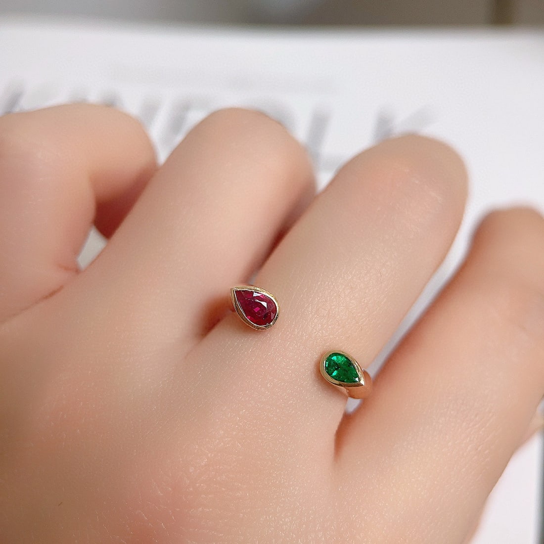 14k Gold 0.56 Ctw Natural Ruby & Emerald & Toi Et Moi Ring - 8
