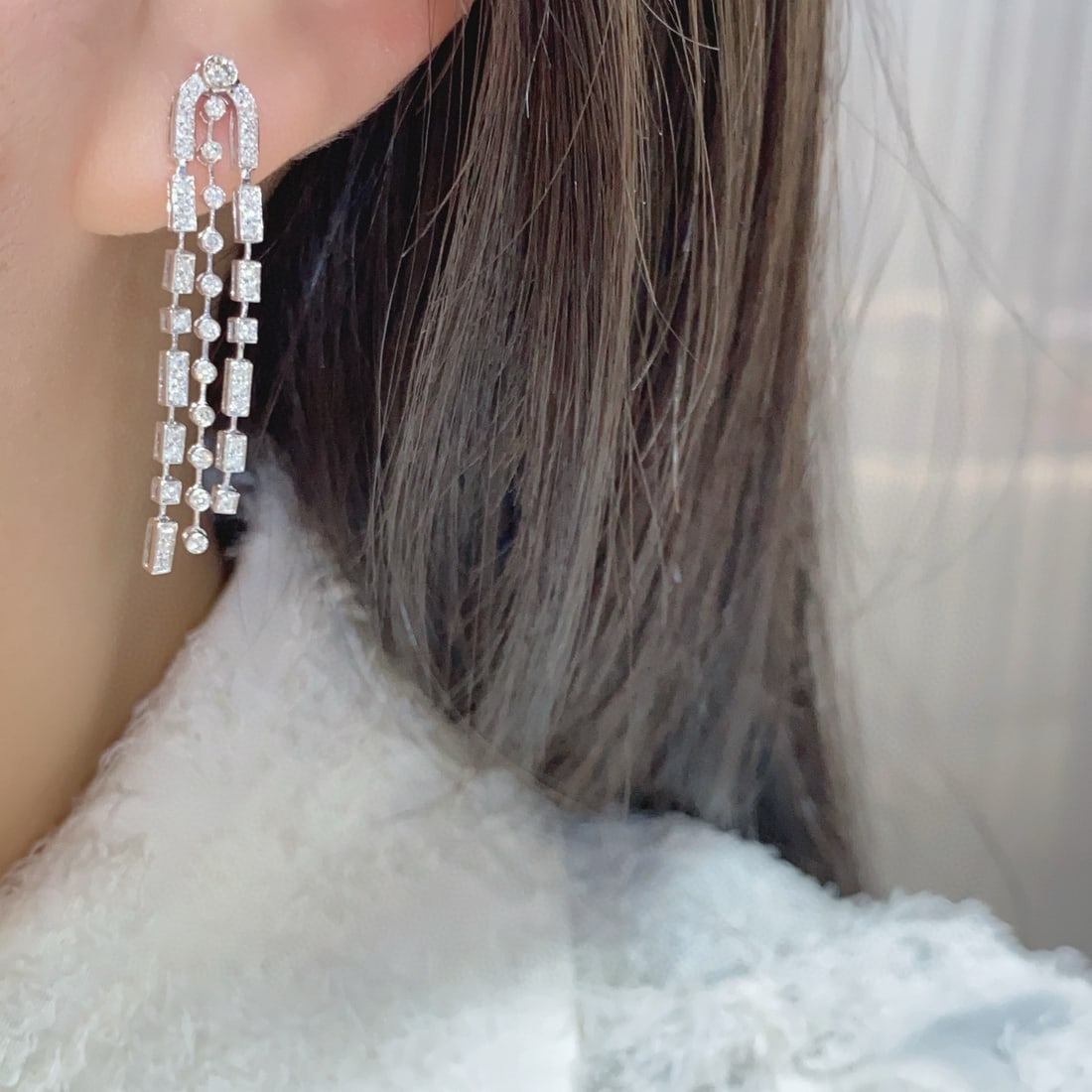 14k Gold 0.62 Ct Natural H Diamond Earrings - 4