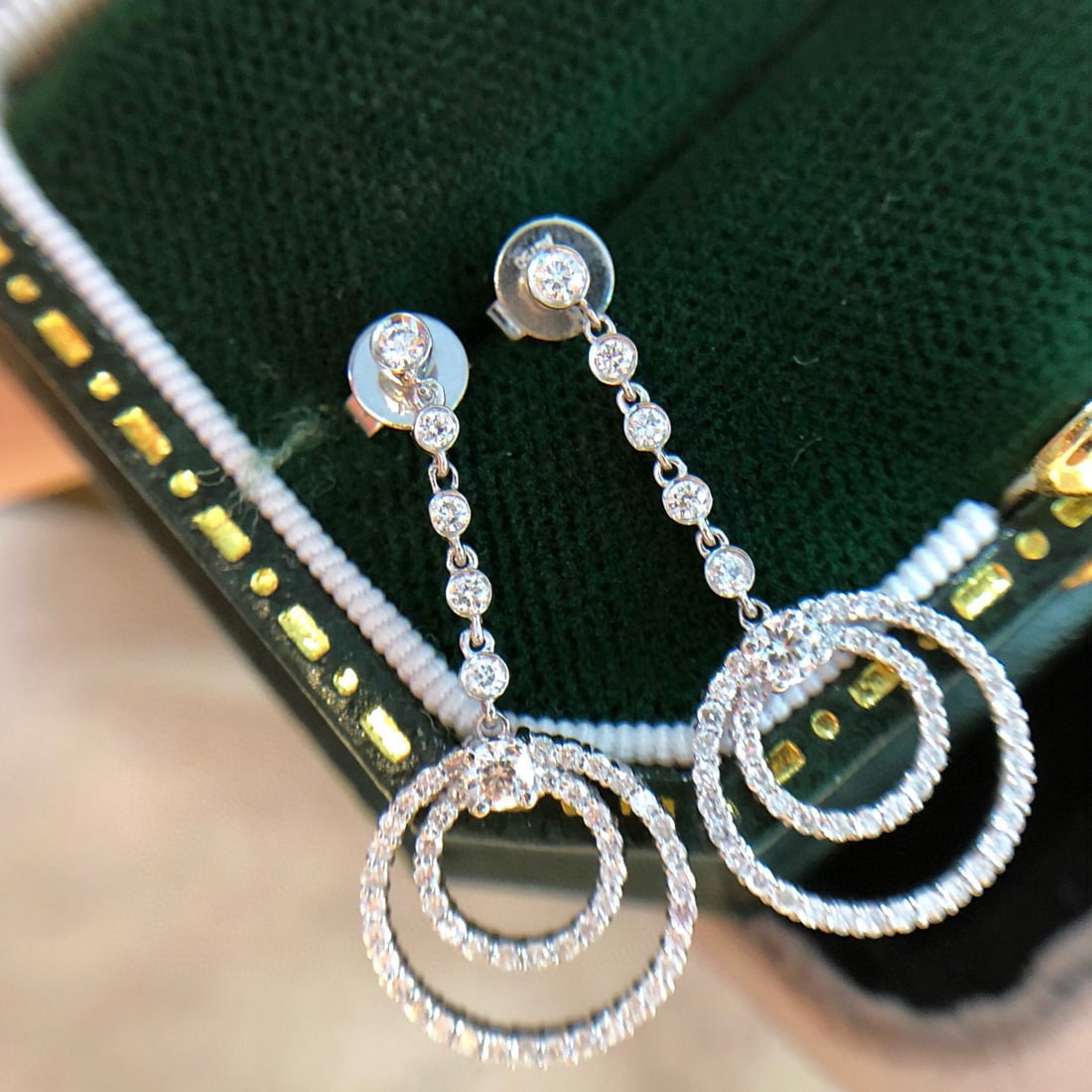 14k Gold 0.68 Ctw Natural H Diamond Earrings - 3