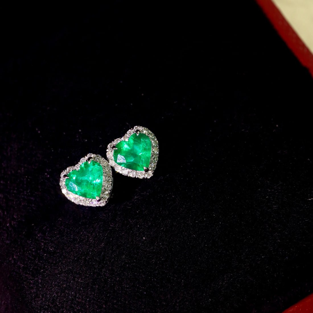 14k Gold 1.29 Ctw Vivid Green Natural Emerald & Diamond Earrings - 2