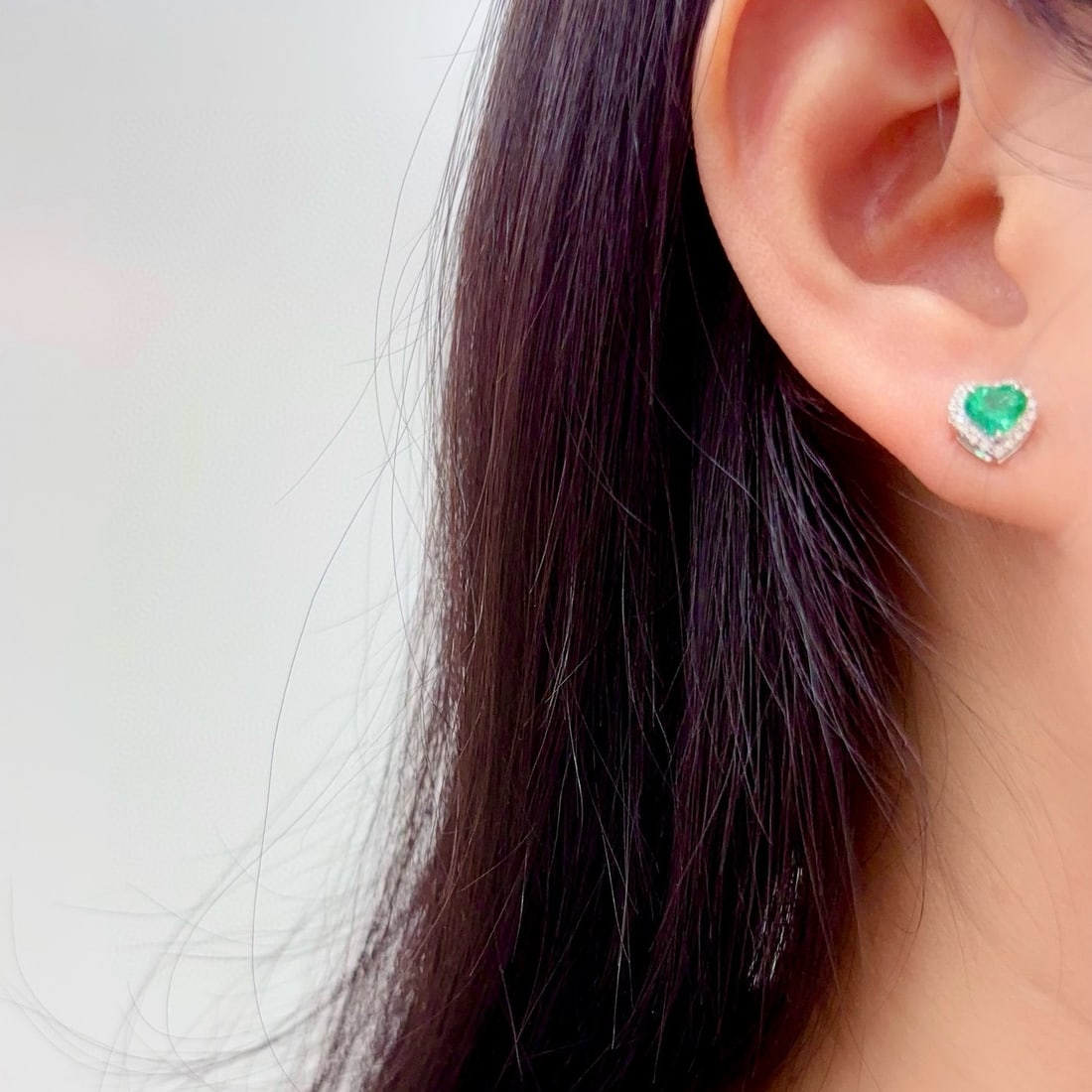 14k Gold 1.29 Ctw Vivid Green Natural Emerald & Diamond Earrings - 7