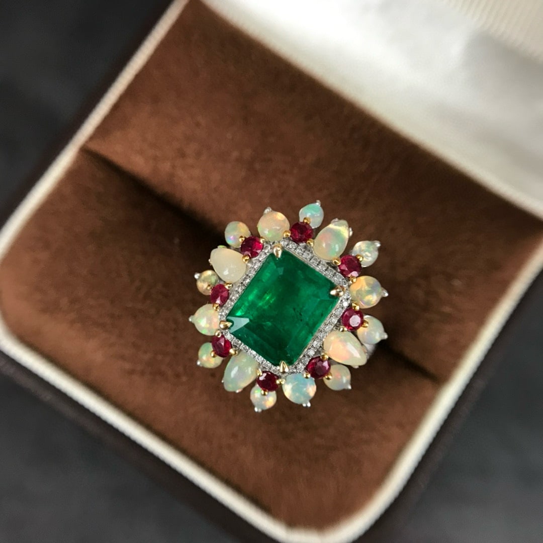 14k Gold 2.73 Ctw Natural Emerald & Diamond Ring - 2