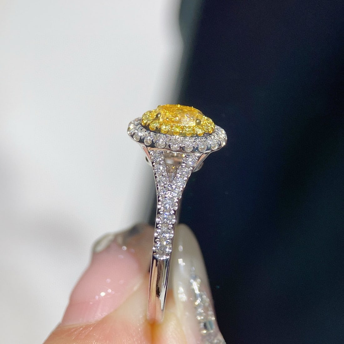 14k Gold 0.83 Ctw Natural Yellow Diamond & Diamond Ring - 3