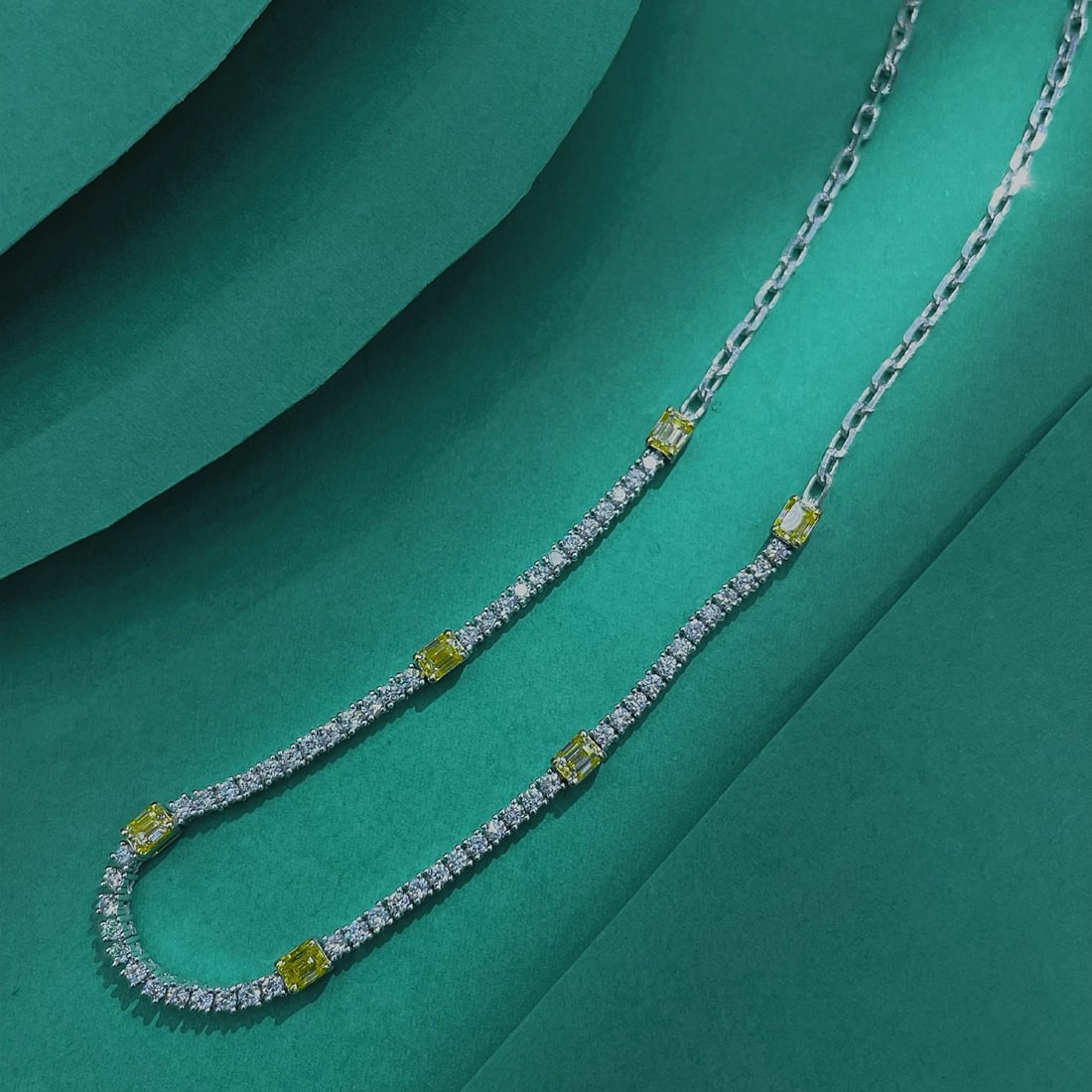 14k Gold 1.90 Ctw Natural Yellow Diamond & Diamond Necklace: Ref:230956176 // gold content:14k gold // main gemstone:yellow diamond // shape:octagonal // carat weight:1. 0ct // color:yellow // treatment:natural // // adjacent gemstone 2 : diamond //