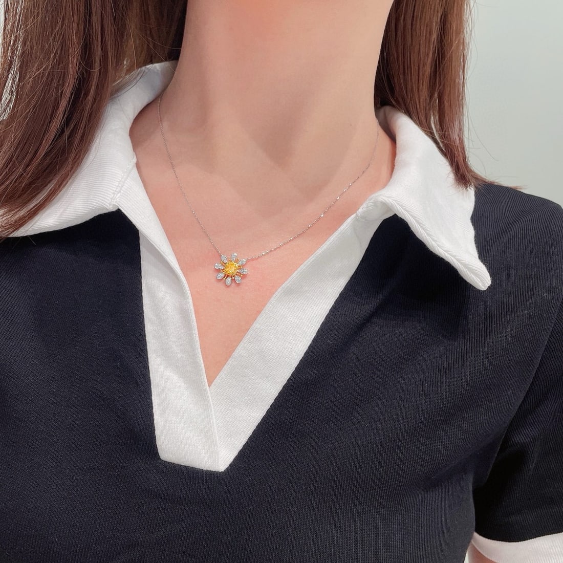 14k Gold 0.42 Ctw Natural Yellow Diamond & Diamond Necklace - 2