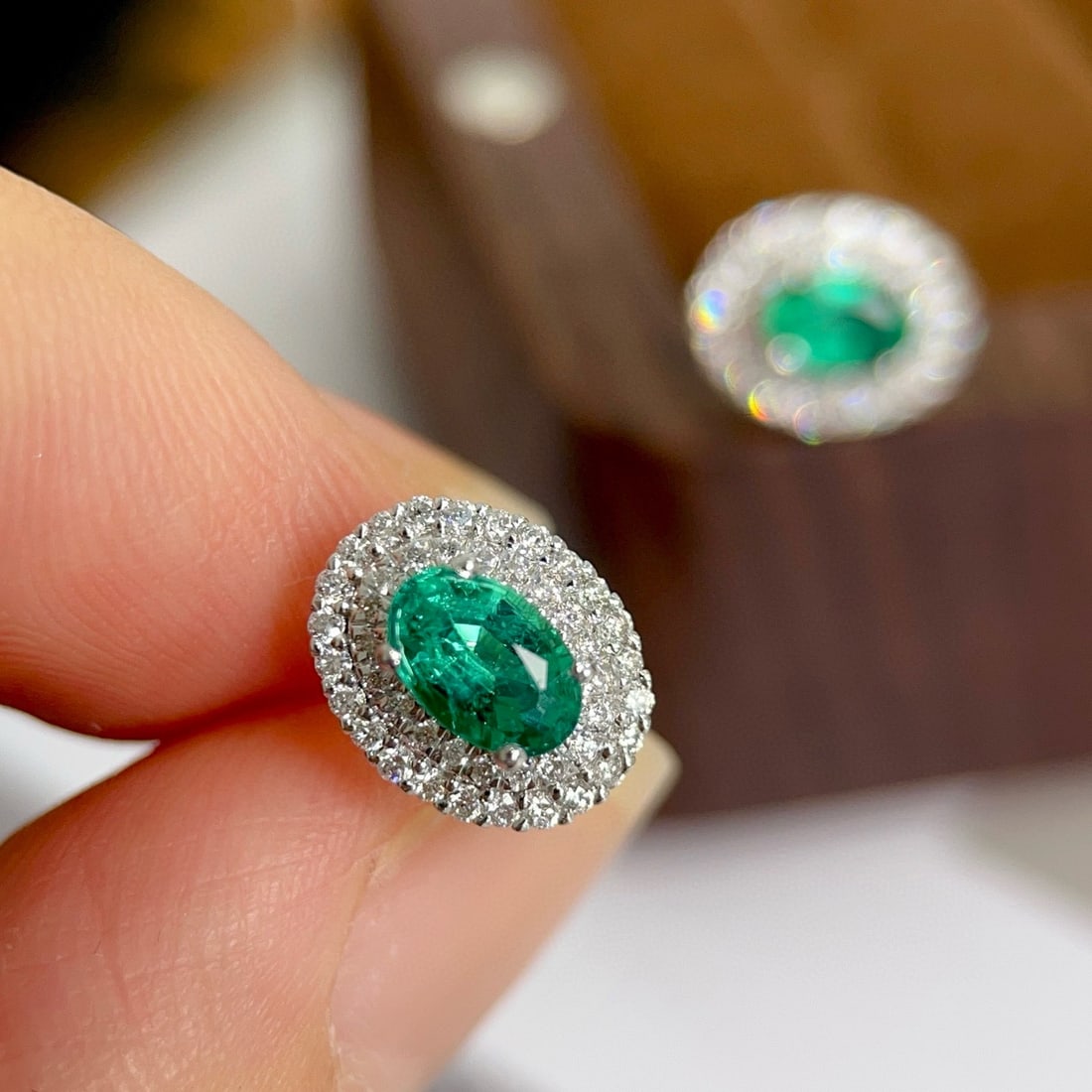 14k Gold 1.19 Ctw Vivid Green Natural Emerald & Diamond Earrings - 5