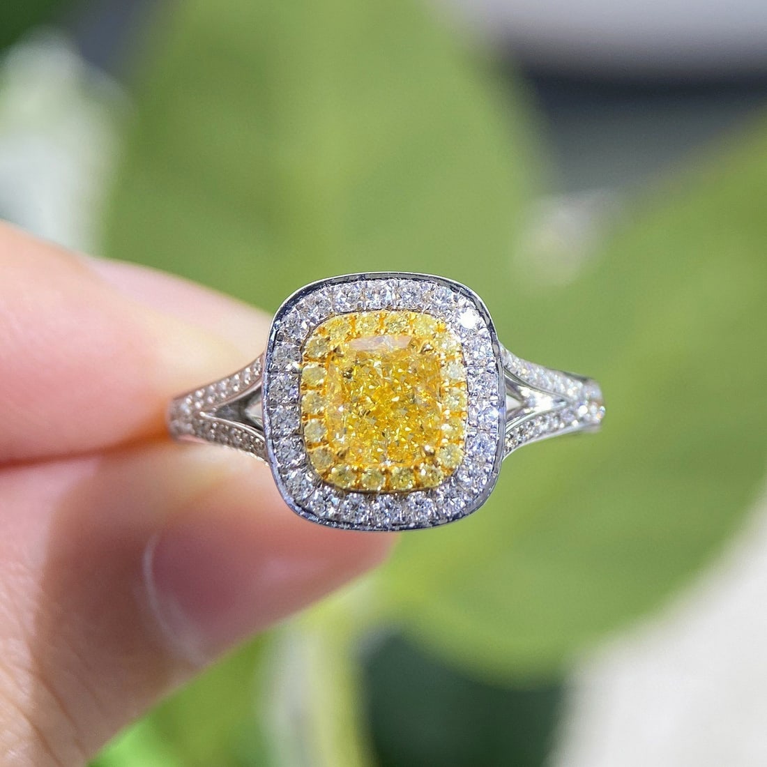 Gia Certified 14k Gold 1.11 Ctw Natural Yellow Diamond & Diamond Ring - 2