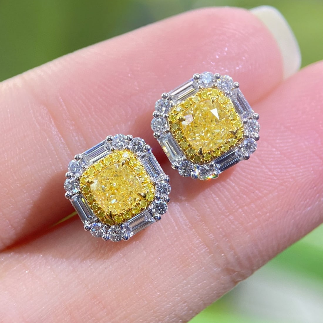 14k Gold 1.67 Ctw Natural Yellow Diamond & Diamond Earrings - 4