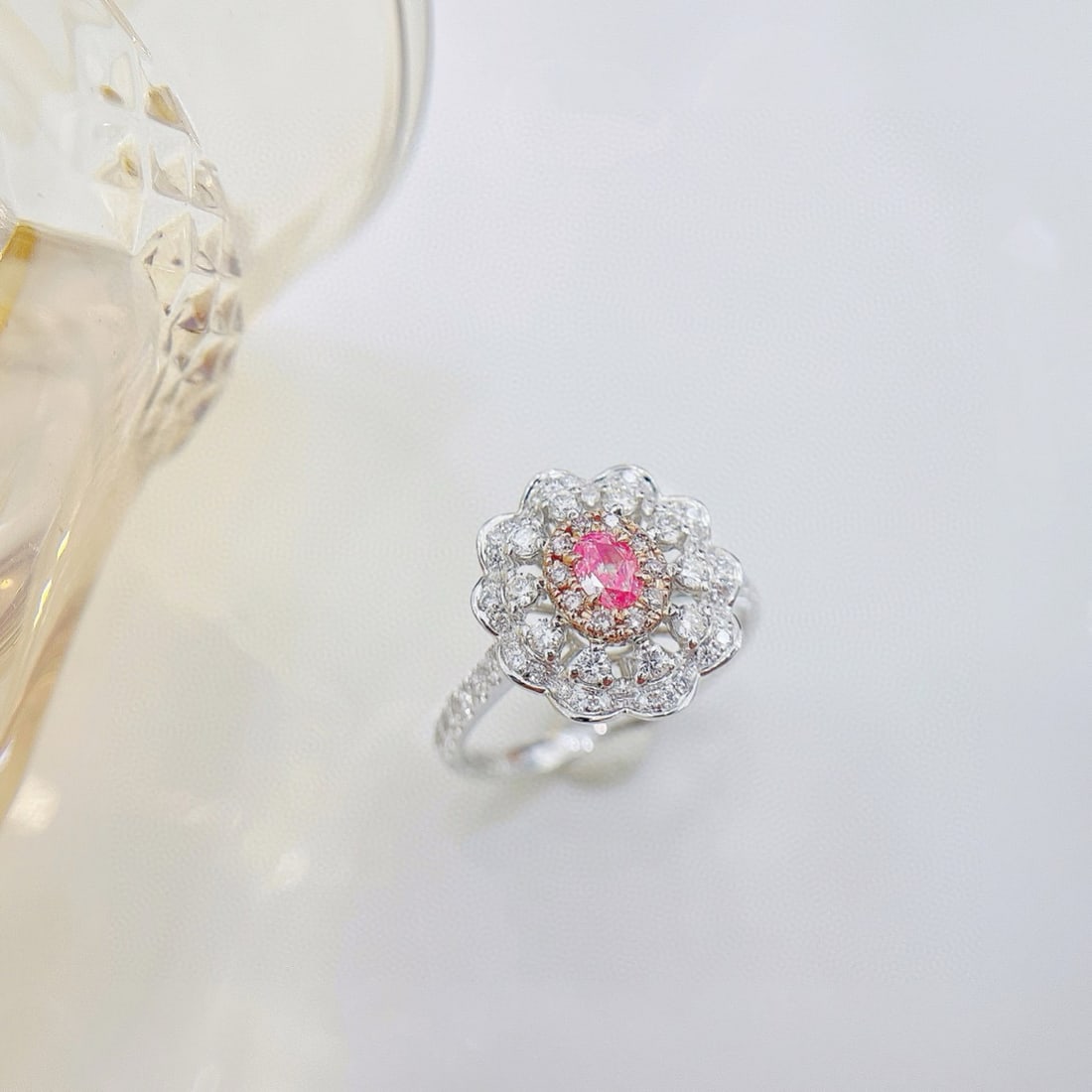 14k Gold 0.72 Ctw Natural Pink Diamond & Diamond Ring - 4
