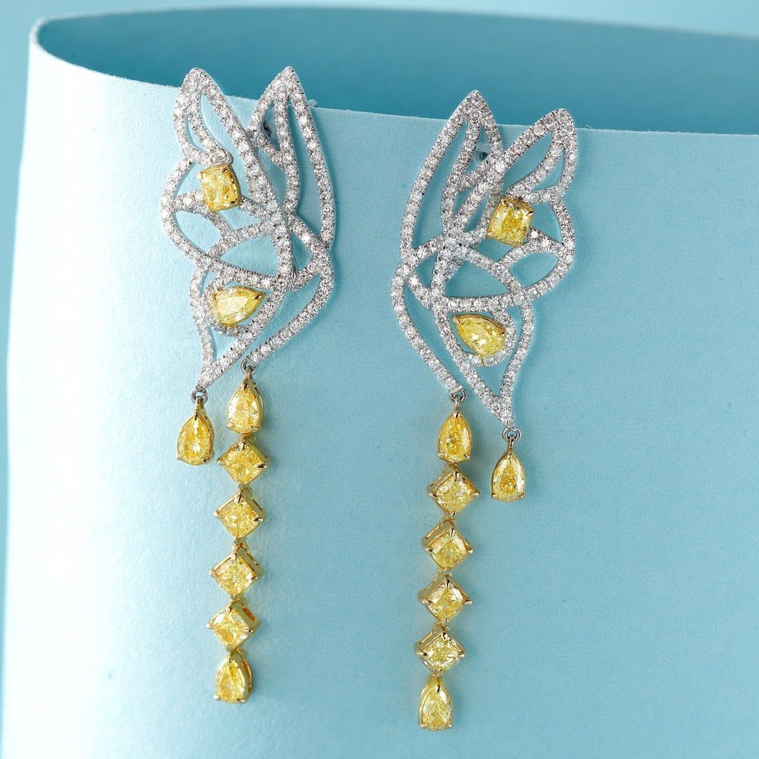 14k Gold 2.42 Ctw Natural Yellow Diamond & Diamond Earrings: Ref:230956225 // gold content:14k gold // main gemstone:yellow diamond // shape:multiply // carat weight:1. 70ct // color:yellow // treatment:natural // // adjacent gemstone 2 : diamond //