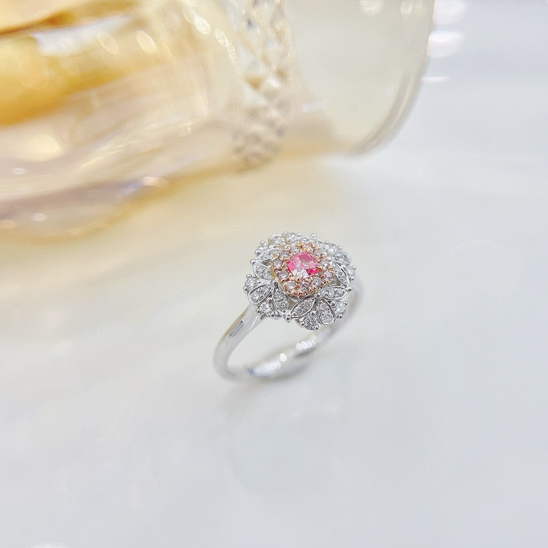 14k Gold 0.44 Ctw Natural Pink Diamond & Diamond Ring - 4