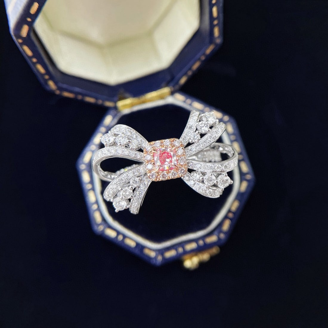 14k Gold 1.01 Ctw Natural Pink Diamond & Diamond Ring: Ref:230956230 // gold content:14k gold // ring size:7. 25us // // main gemstone:pink diamond // shape:cushion // carat weight:0. 20ct // color:pink // treatment:natural // // adjacent gemstone 2 : dia