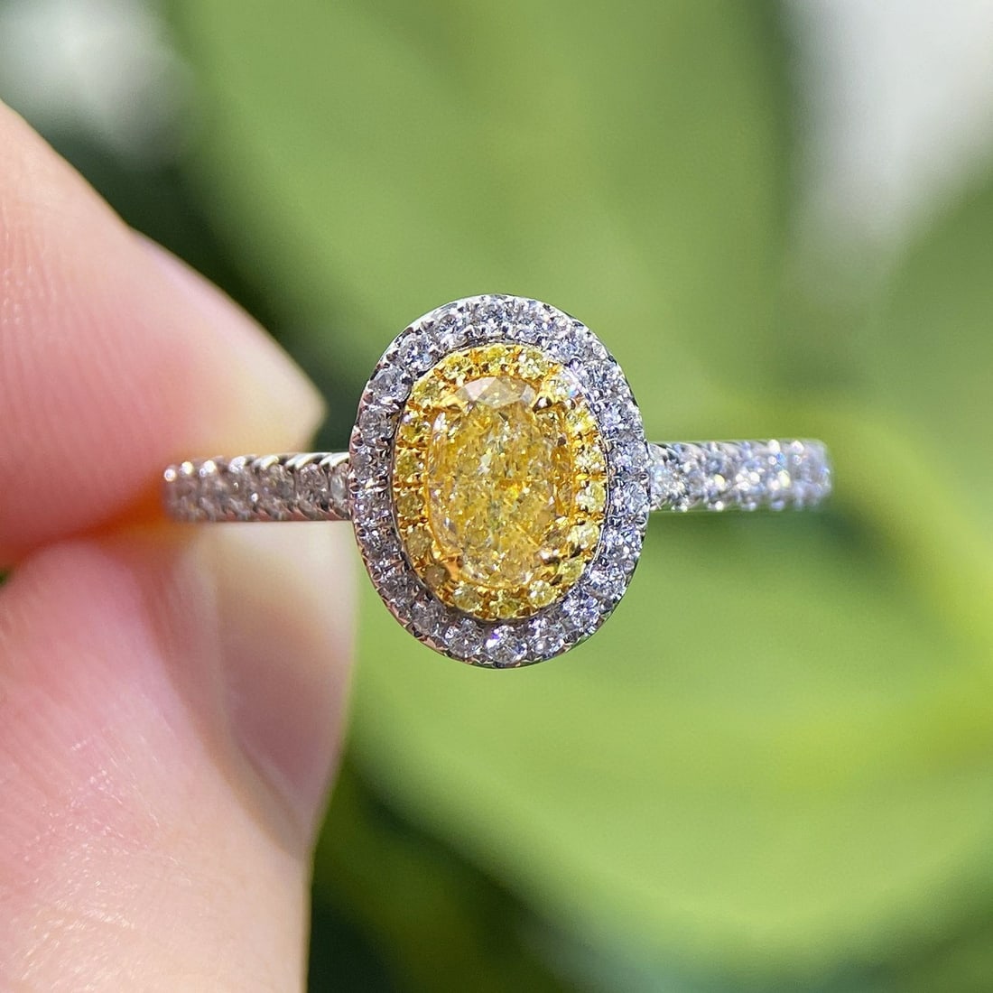 14k Gold 0.88 Ctw Natural Yellow Diamond & Diamond Ring - 2