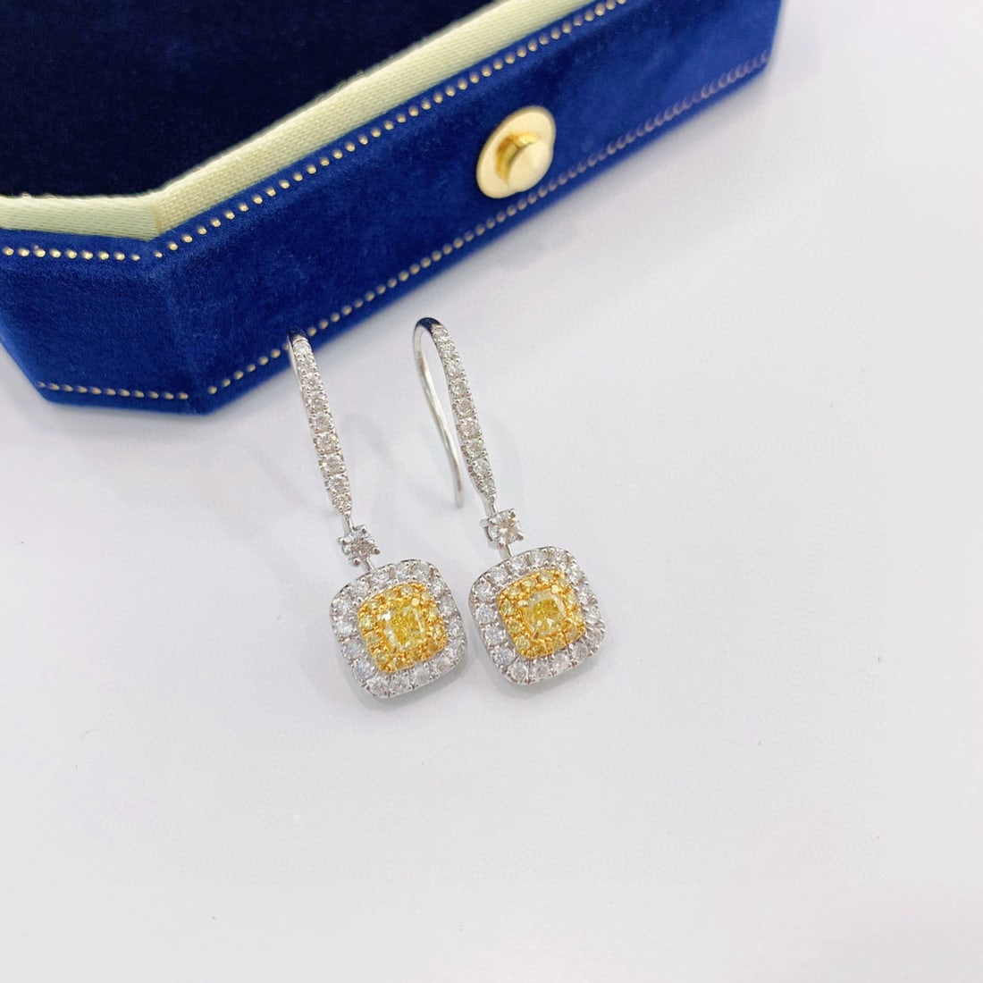 14k Gold 0.68 Ctw Natural Yellow Diamond & Diamond Earrings - 3