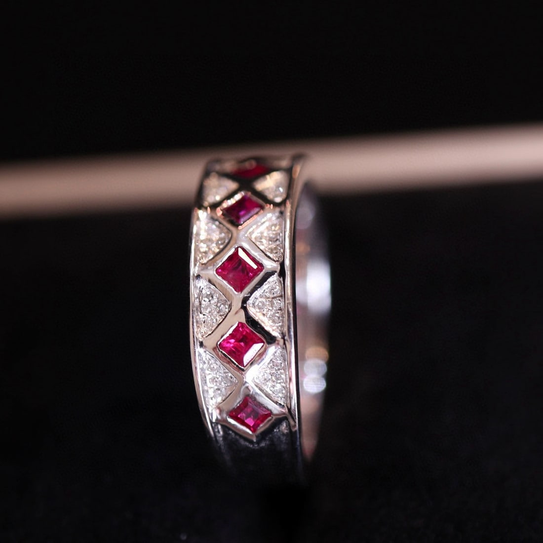 14k Gold 0.6 Ct Natural Ruby & Diamond Ring - 4