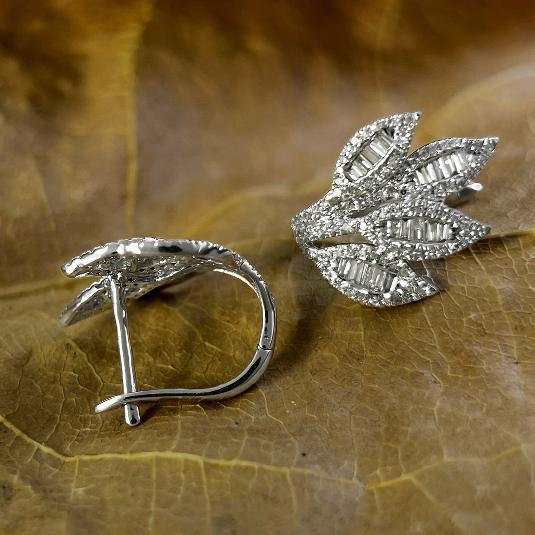 14k Gold 0.56 Ct Natural H Diamond Earrings - 3