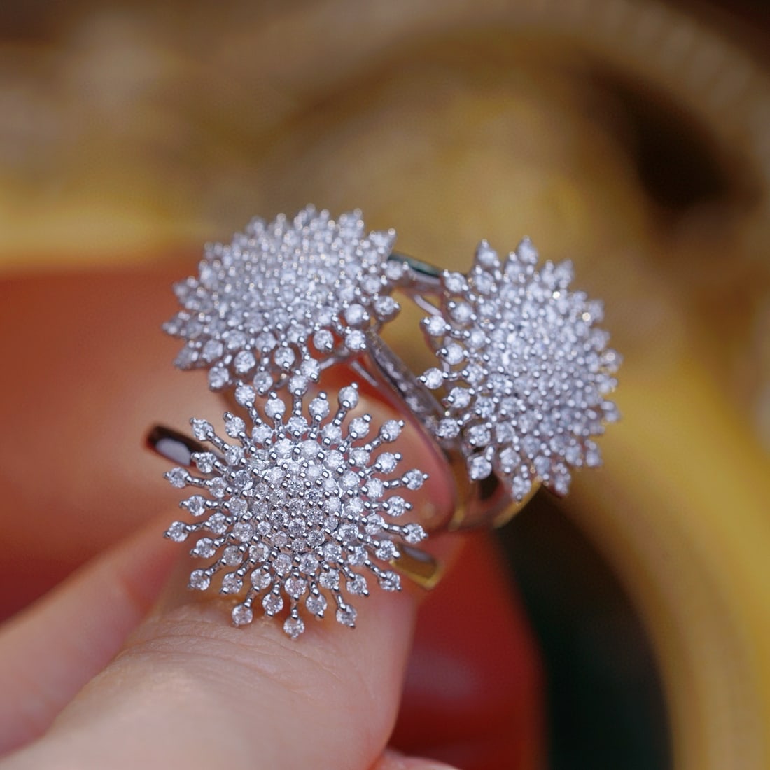 14k Gold 0.60 Ct Natural H Diamond Ring - 2