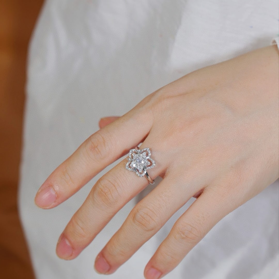 14k Gold 0.60 Ct Natural H Diamond Ring - 4