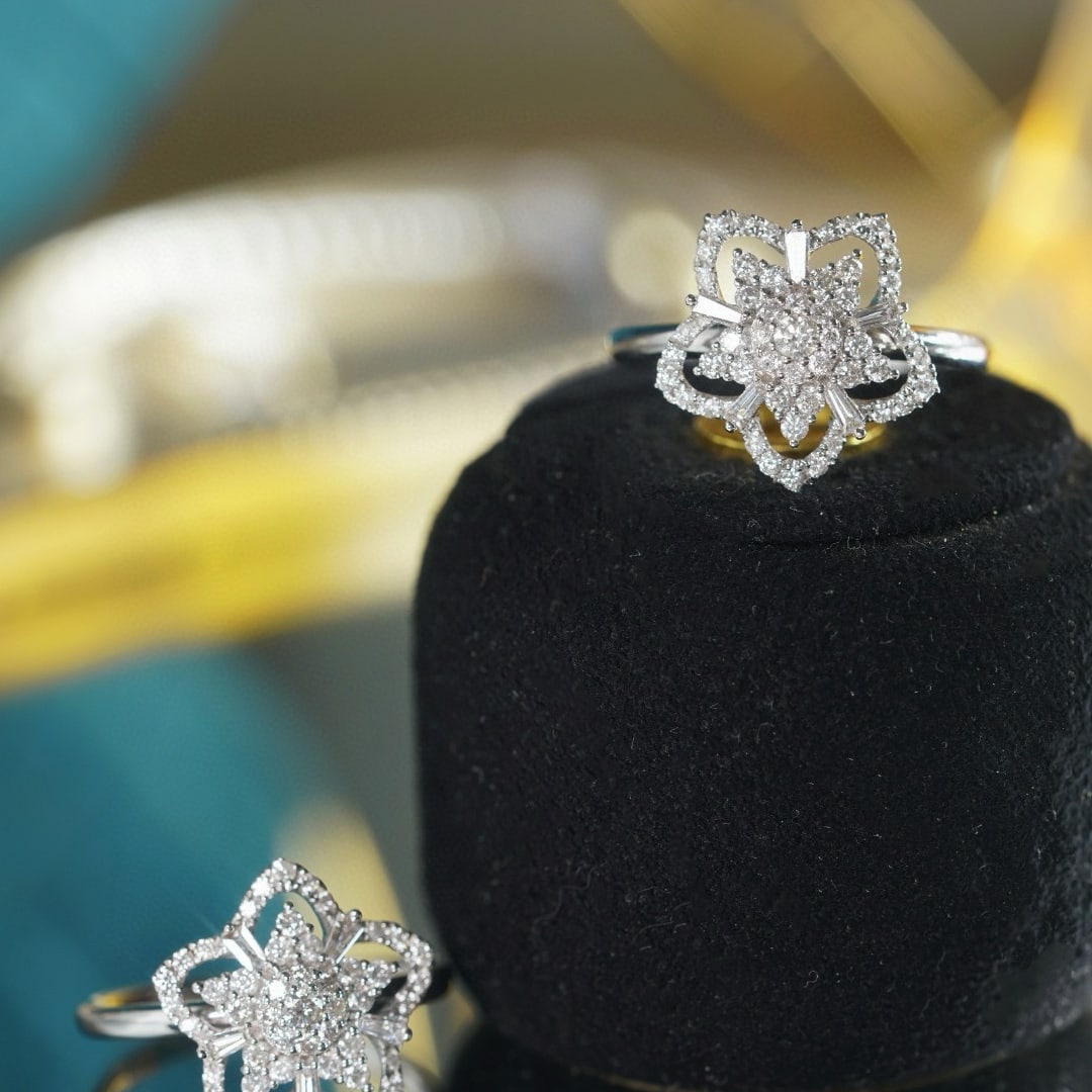 14k Gold 0.60 Ct Natural H Diamond Ring - 7