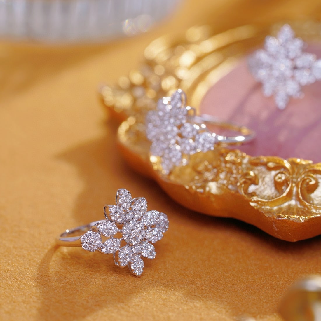 14k Gold 0.90 Ct Natural H Diamond Ring - 3