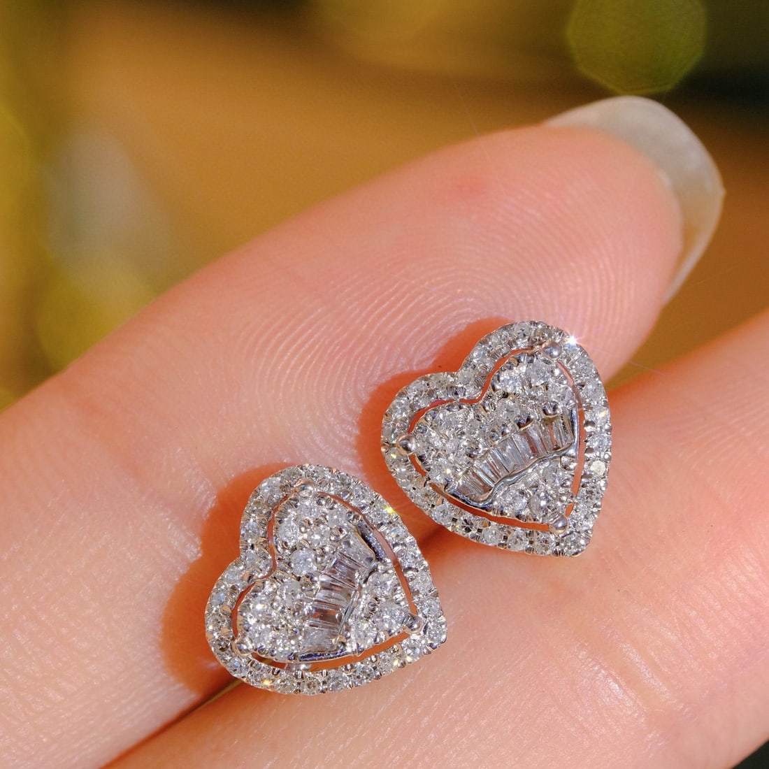 14k Gold 0.5 Ct Natural H Diamond Earrings - 4