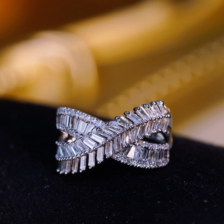 14k Gold 0.7 Ct Natural H Diamond Ring (1 of 7)