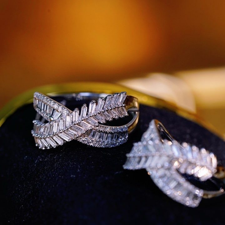 14k Gold 0.7 Ct Natural H Diamond Ring - 5