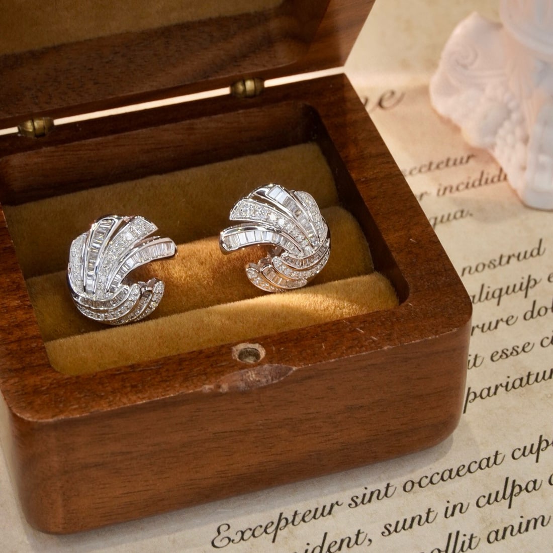 14k Gold 0.66 Ct Natural H Diamond Earrings - 5