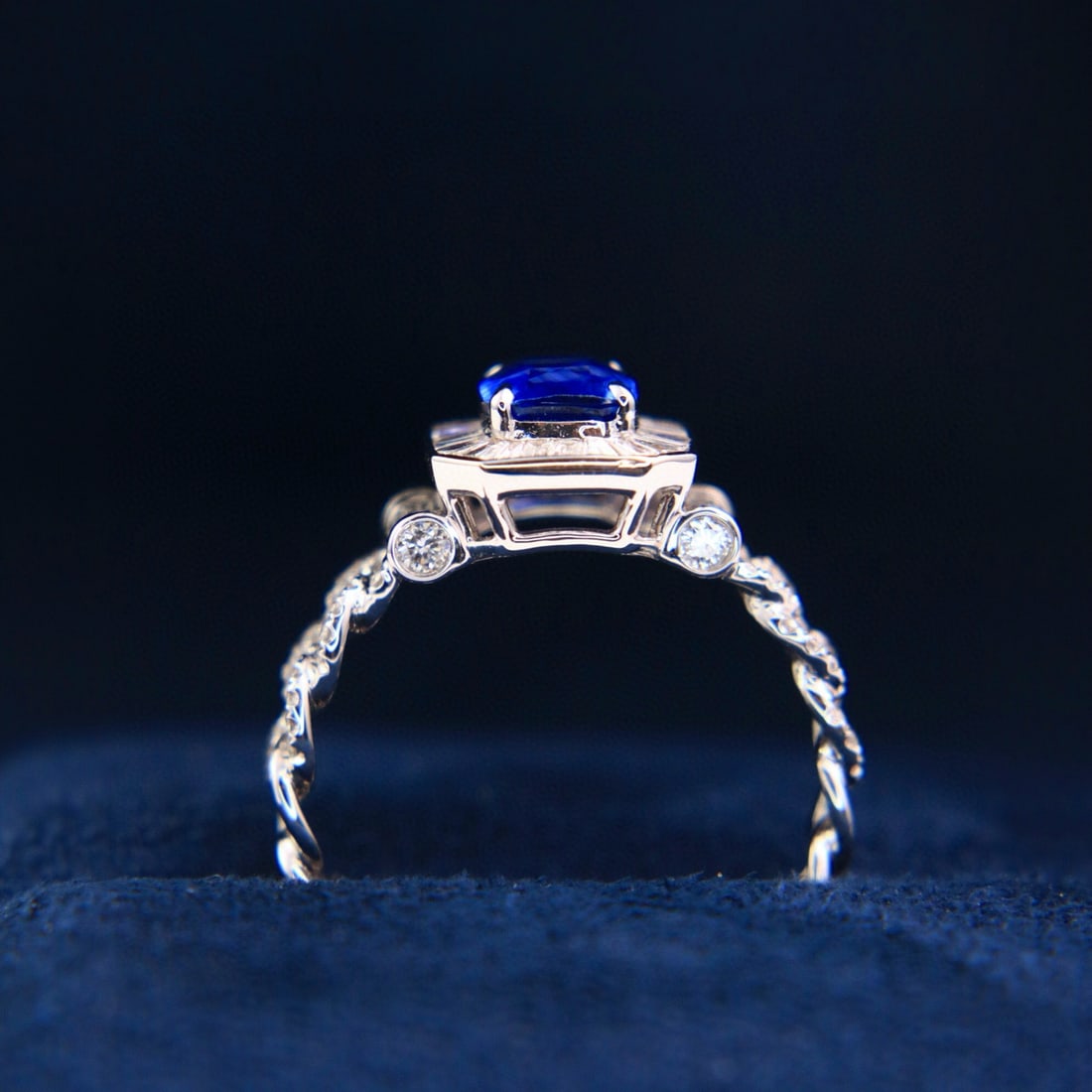 14k Gold 1.76 Ctw Natural Sapphire & Diamond Ring - 4
