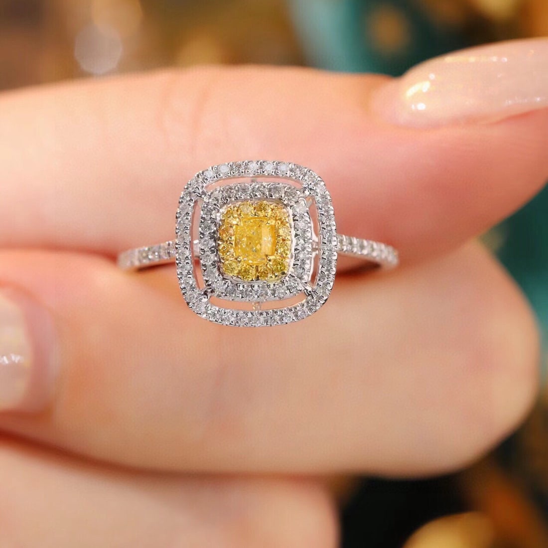 14k Gold 0.55 Ctw Natural Yellow Diamond & Diamond Ring - 6