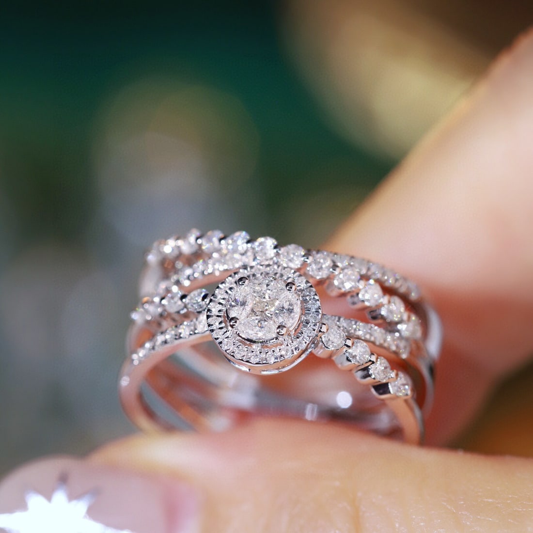 14k Gold 0.75 Ct Natural H Diamond Ring - 4