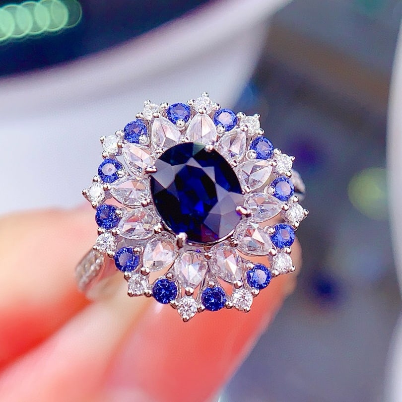 14k Gold 1.27 Ct Natural Sapphire & Diamond Ring: Ref:230956398 // gold content:14k gold // ring size:7. 25us // // main gemstone:sapphire // shape:oval // carat weight:1. 27ct // color:blue // treatment:natural // // adjacent gemstone 2 :