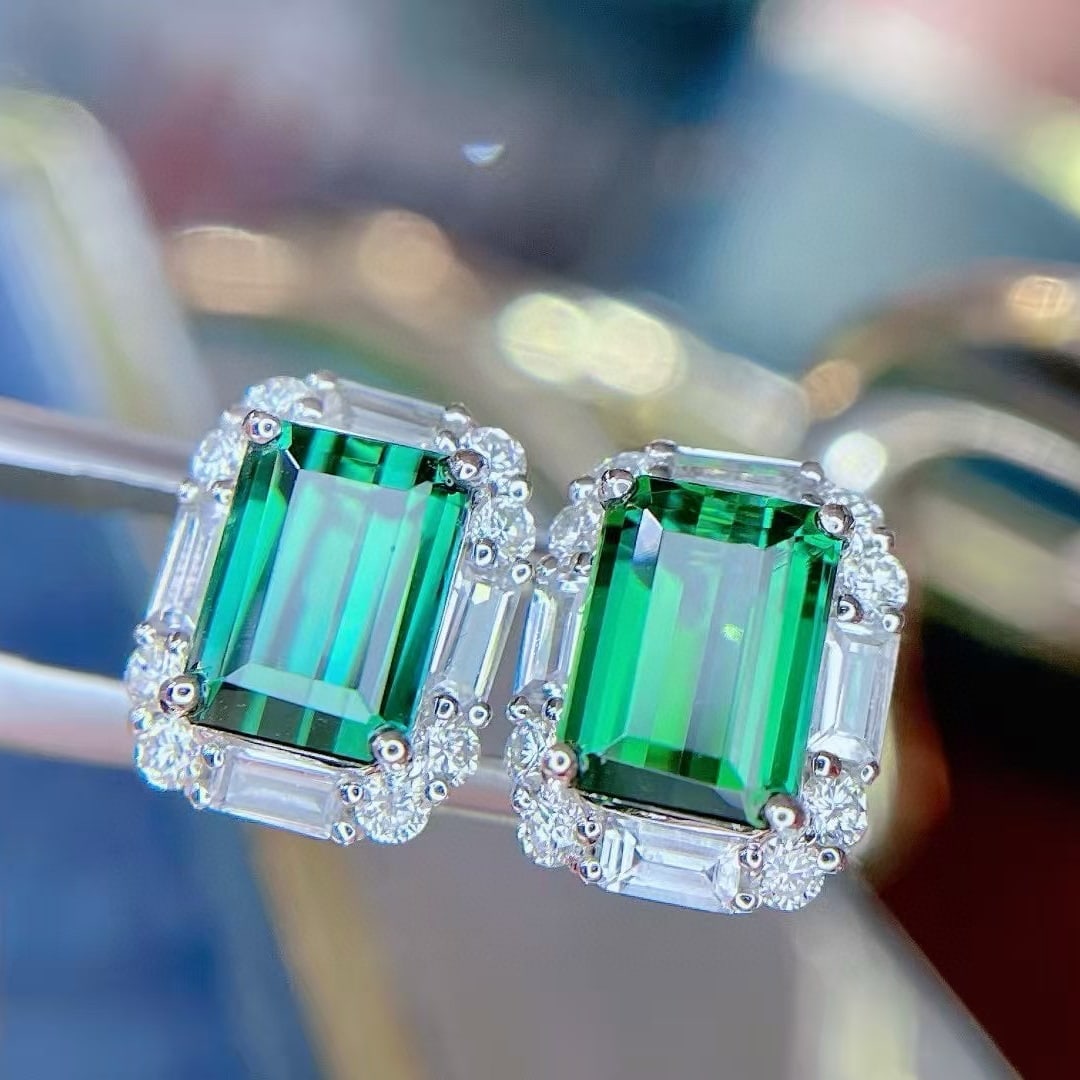 14k Gold 4.32 Ctw Natural Tourmaline & Diamond Earrings: Ref:230956404 // gold content:14k gold // main gemstone:tourmaline // shape:octagonal // carat weight:3. 76ct // color:green // treatment:natural // // adjacent gemstone 2 : diamond // shape:multiply