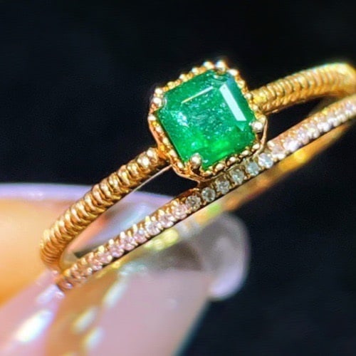 14k Gold 0.61 Ct Vivid Green Natural Emerald & Diamond Ring - 2