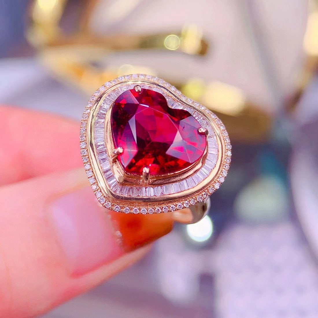 14k Gold 6.3 Ct Natural Tourmaline & Diamond Ring - 3