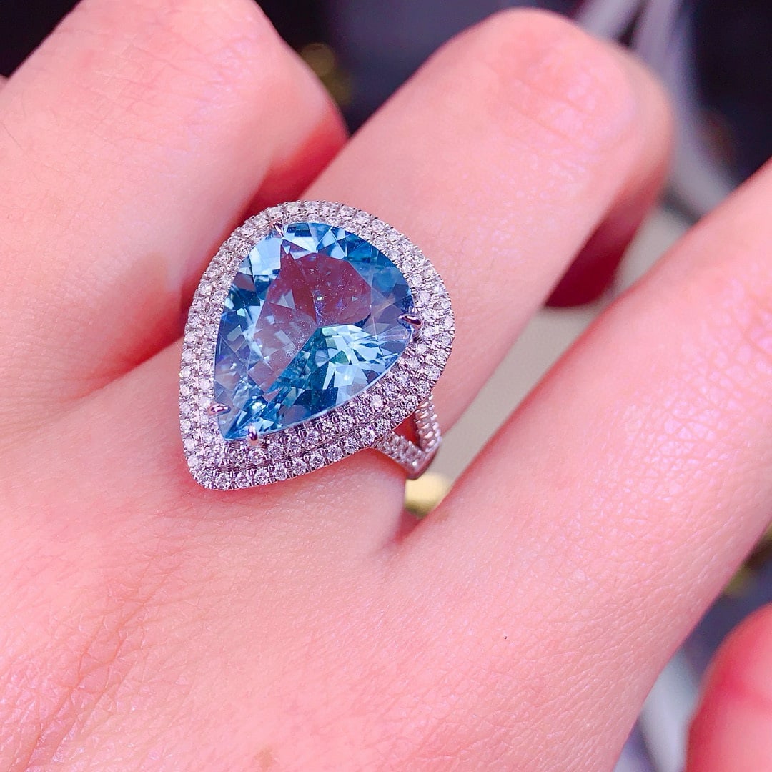 14k Gold 4.6 Ct Natural Aquamarine & Diamond Ring - 5