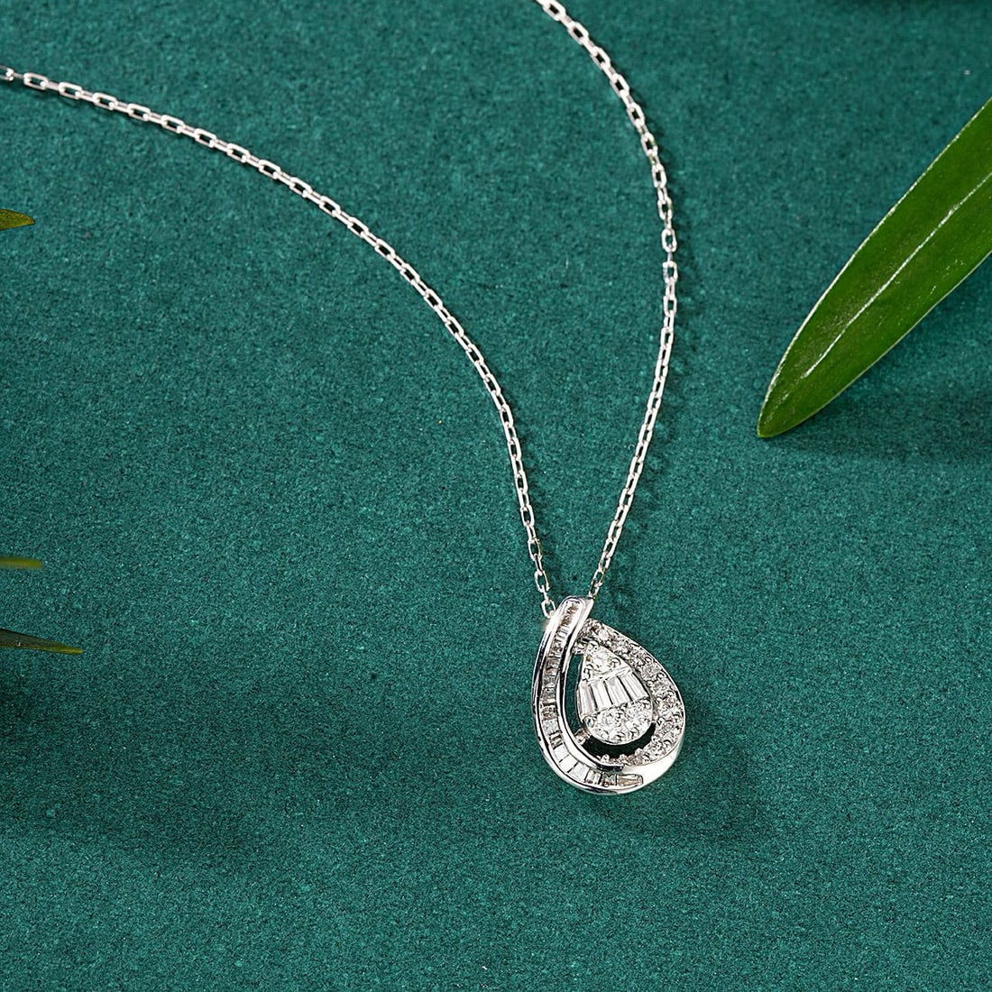 14k Gold 0.26 Ctw Natural H Diamond Pendant( Without Chain ) - 3