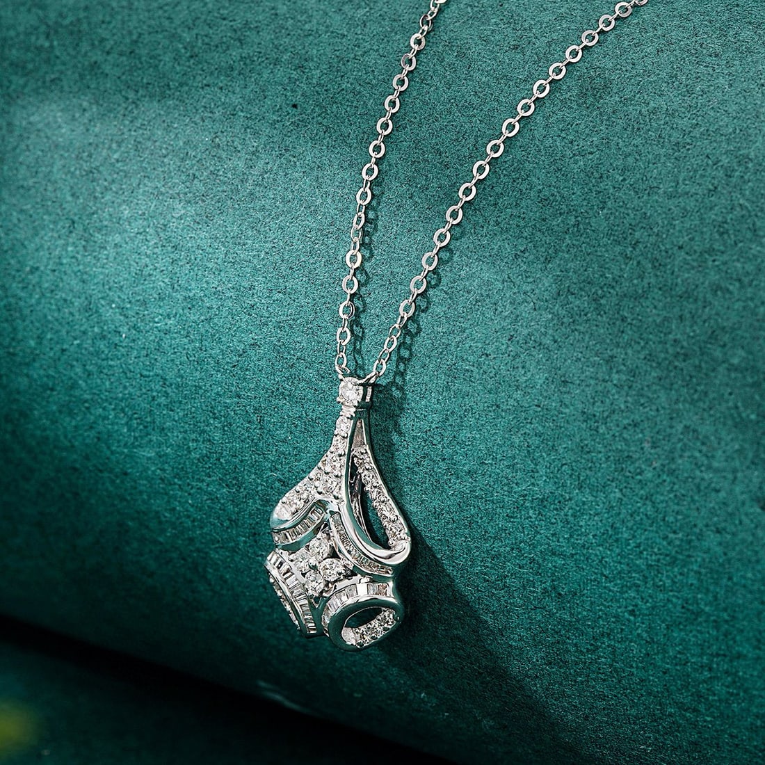 14k Gold 0.42 Ctw Natural H Diamond Necklace - 3