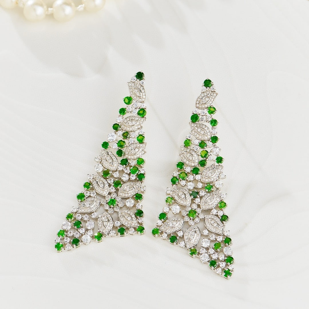 14k Gold 3.30 Ct Natural Tsavorite & Diamond Earrings - 5